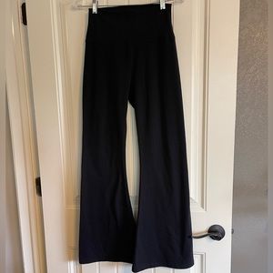 NWOT Offline by Aerie high waisted flare leg leggings